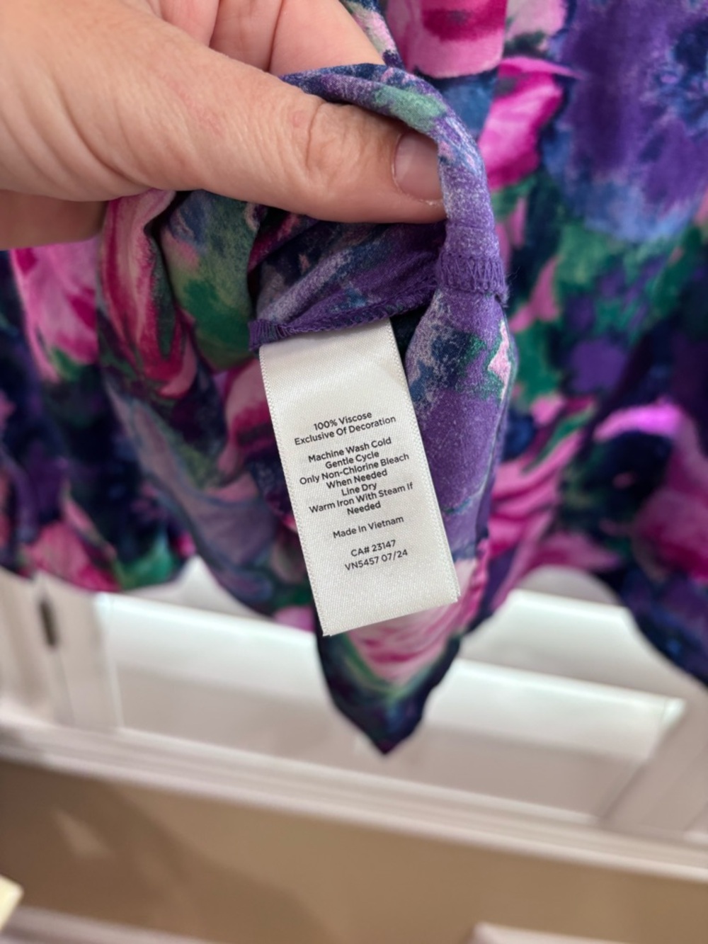 Talbots SMOCKED RUFFLE NECK TOP - DELICATE FLORAL XL - Picture 9 of 9